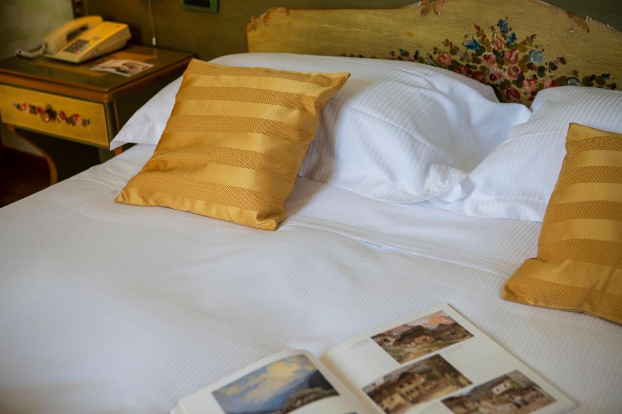 Hotel Villa Imperina Agordo Rum bild