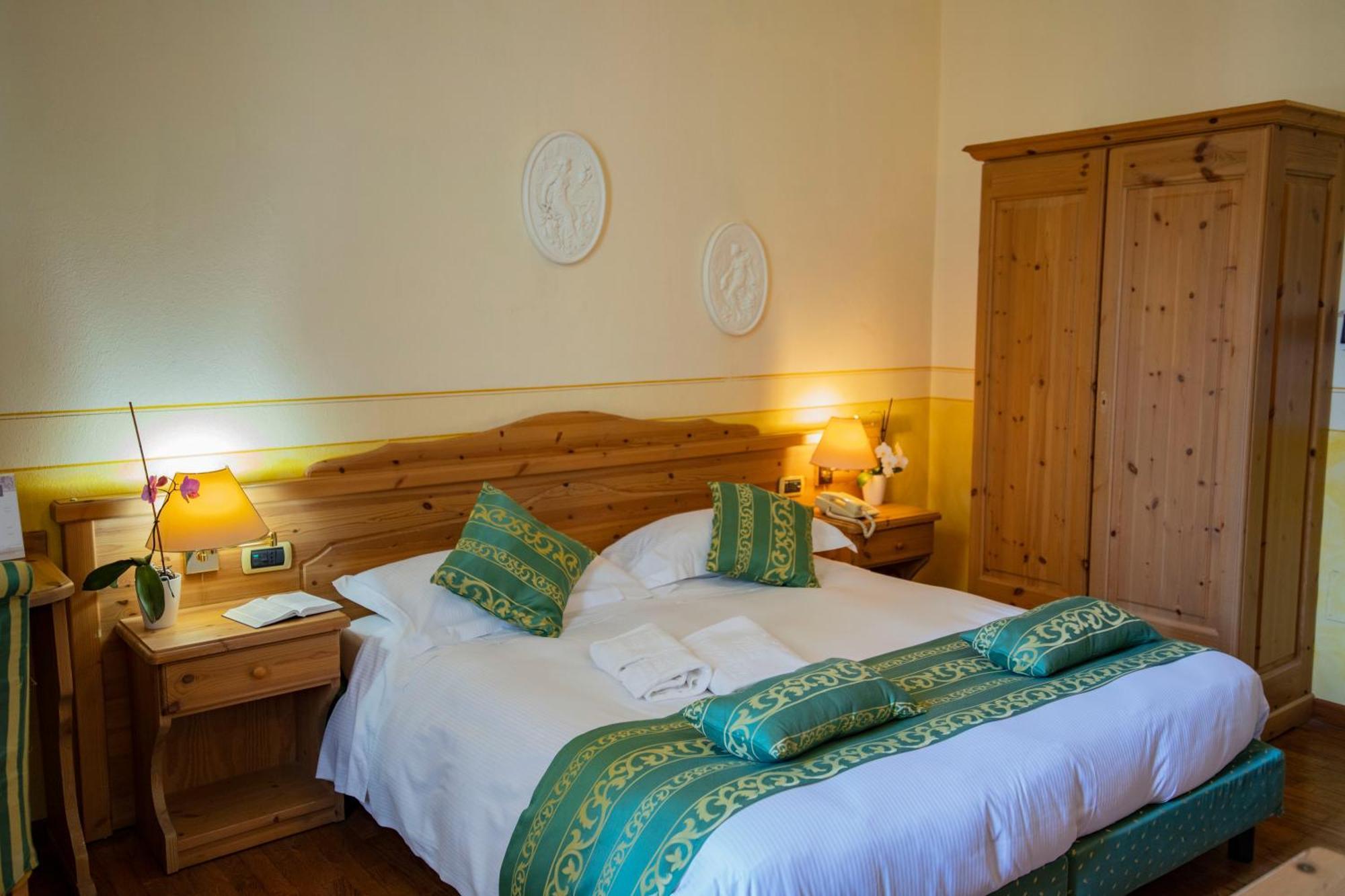 Hotel Villa Imperina Agordo Rum bild